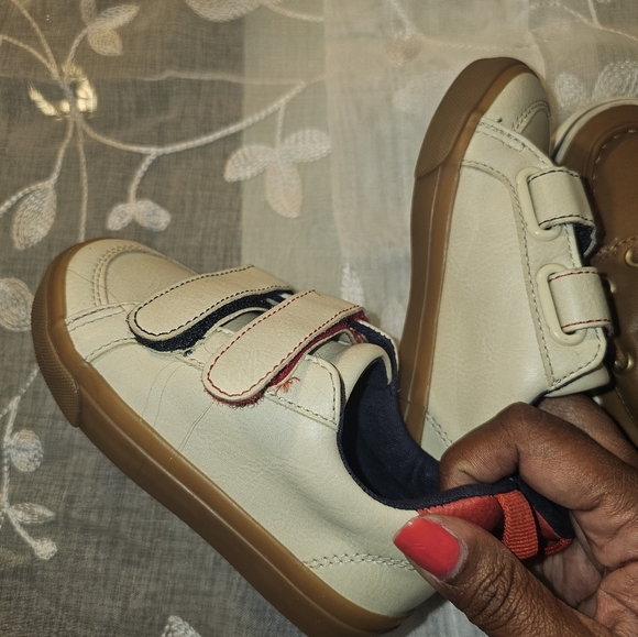 Old Navy, kids shoes size 7 - Picture 5 of 13